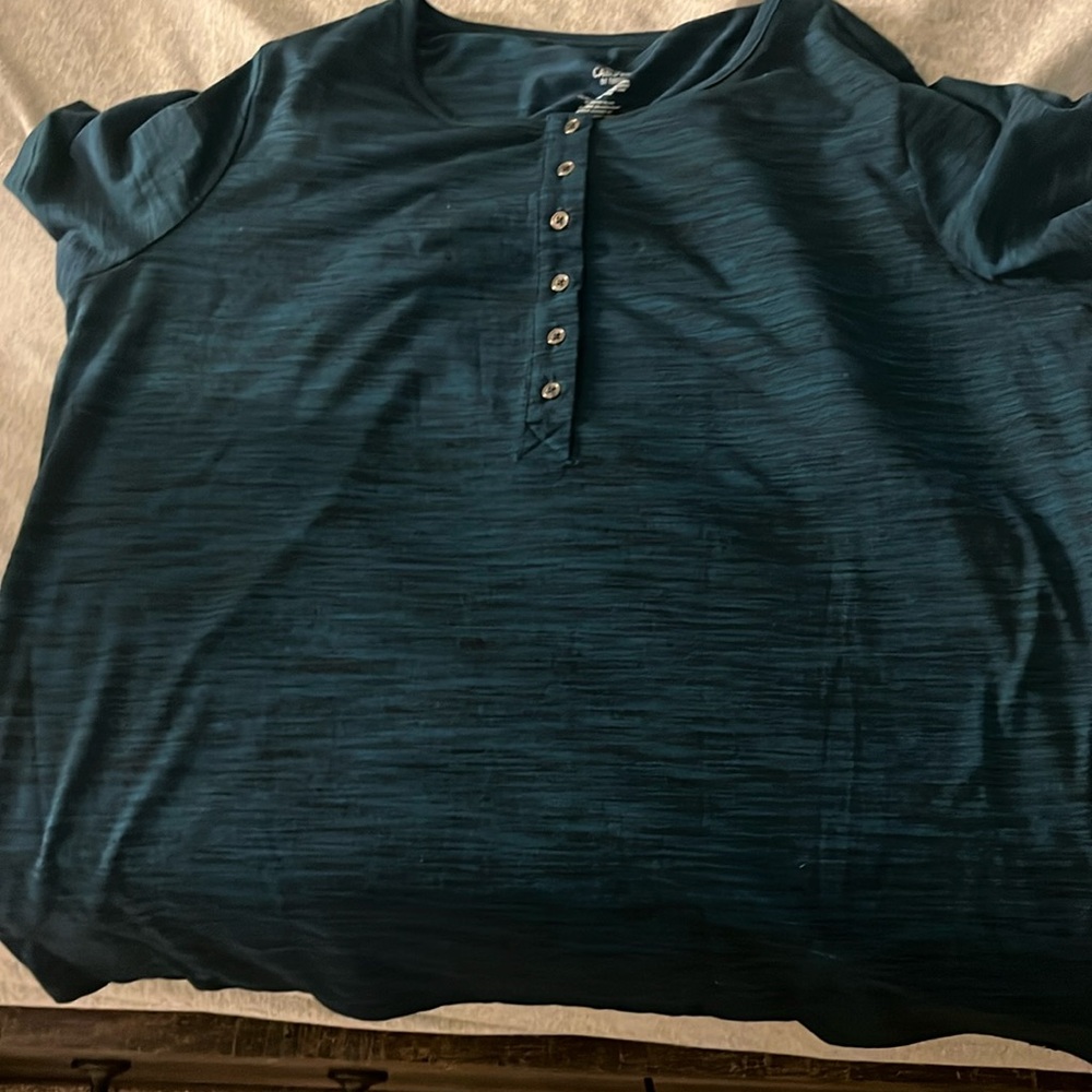 Happy Camper Henley From Torrid Size 1